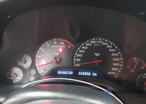 1998 Chevrolet Corvette из США, поврежденный, VIN 1G1YY22G6W5114266